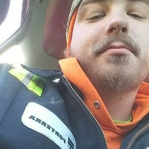 Meet your Posher, Logan